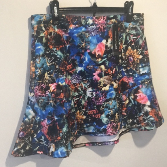 W118 by Walter Baker Dee Printed Skirt Size LARGE - Picture 2 of 12